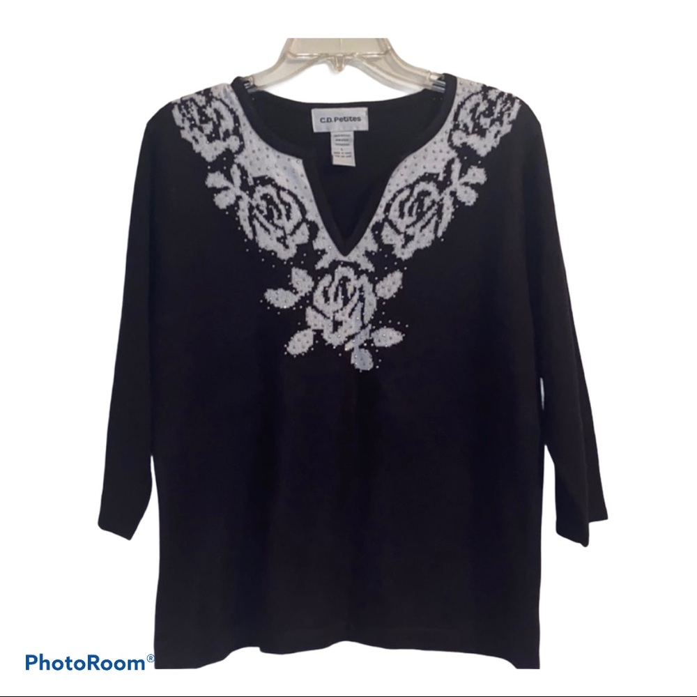 C.D. Petites Women’s sweater size L
